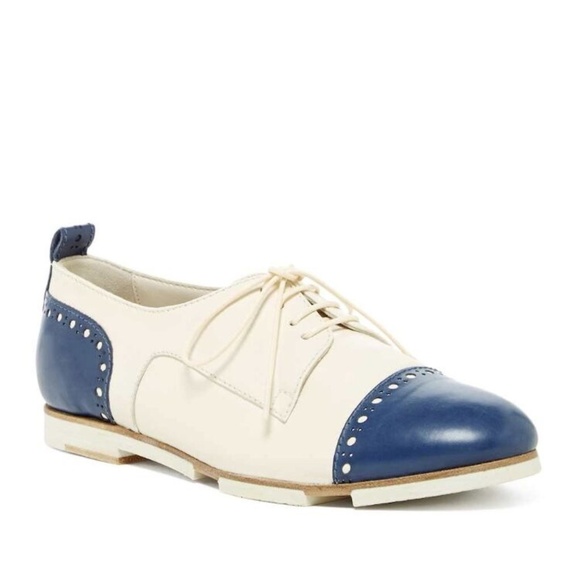 New! AGL Spring Leather Oxford